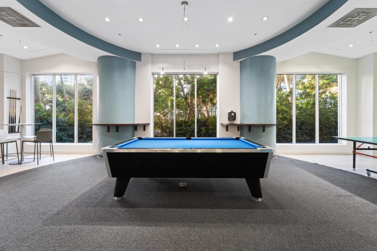 Luxury Beachfront Condo Private Beach Access, Pool & Game Room!!! Hollywood Zewnętrze zdjęcie